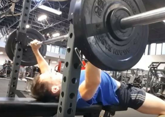 How Many Reps and Sets Should I do to Build Muscle?