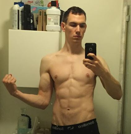 Looking lean, perfectly primed for some muscle gain!