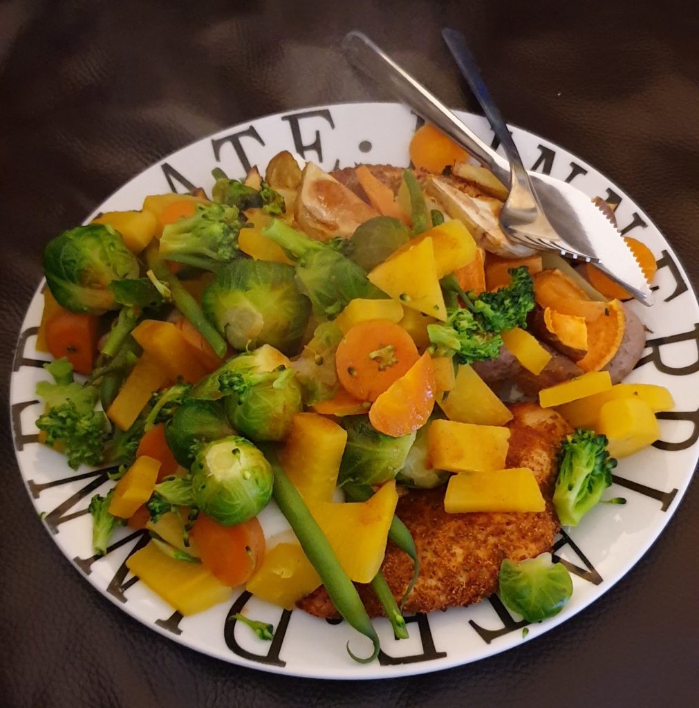 Eat a lot of vegetables and high protein to be very full and still lose fat